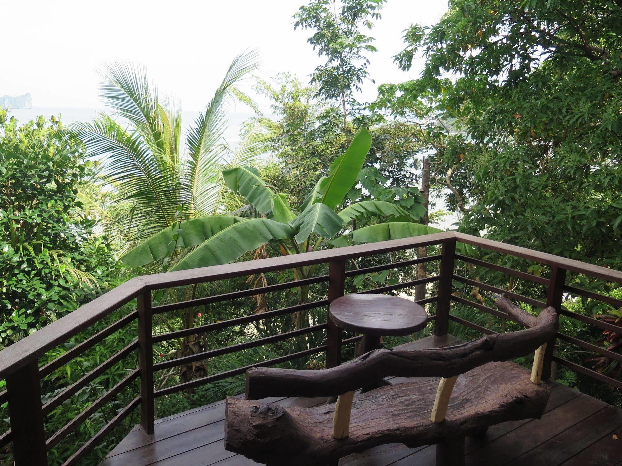 Makulay Lodge And Villas El Nido Exterior photo
