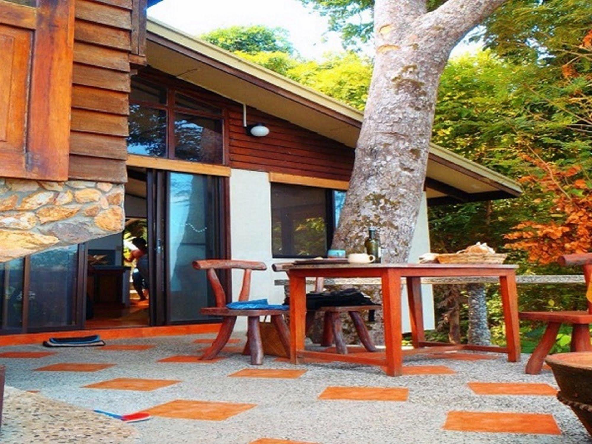 Makulay Lodge And Villas El Nido Exterior photo