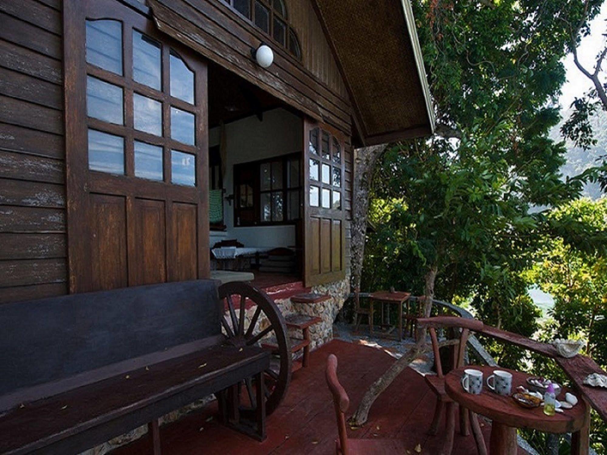 Makulay Lodge And Villas El Nido Exterior photo