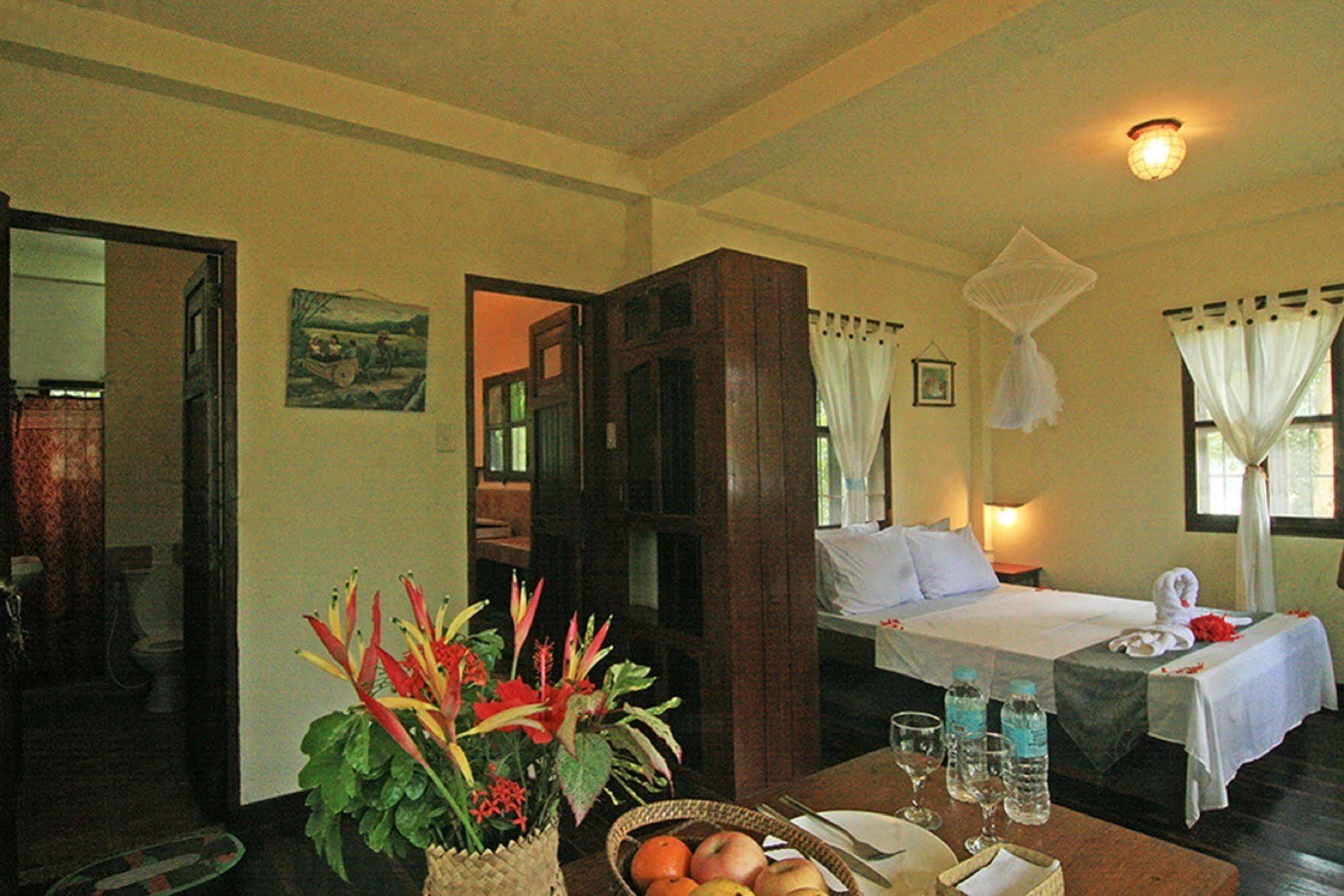 Makulay Lodge And Villas El Nido Exterior photo